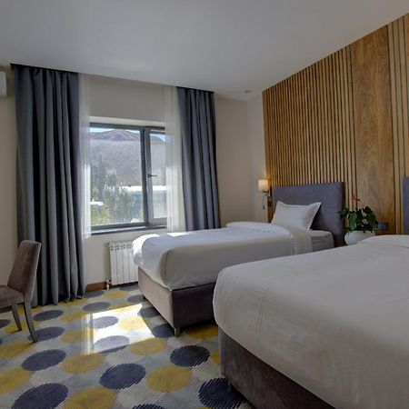 Grand Khan Tengri 4* Naryn 外观 照片