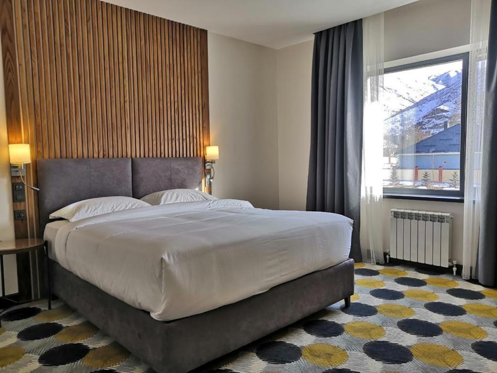 Grand Khan Tengri 4* Naryn 外观 照片
