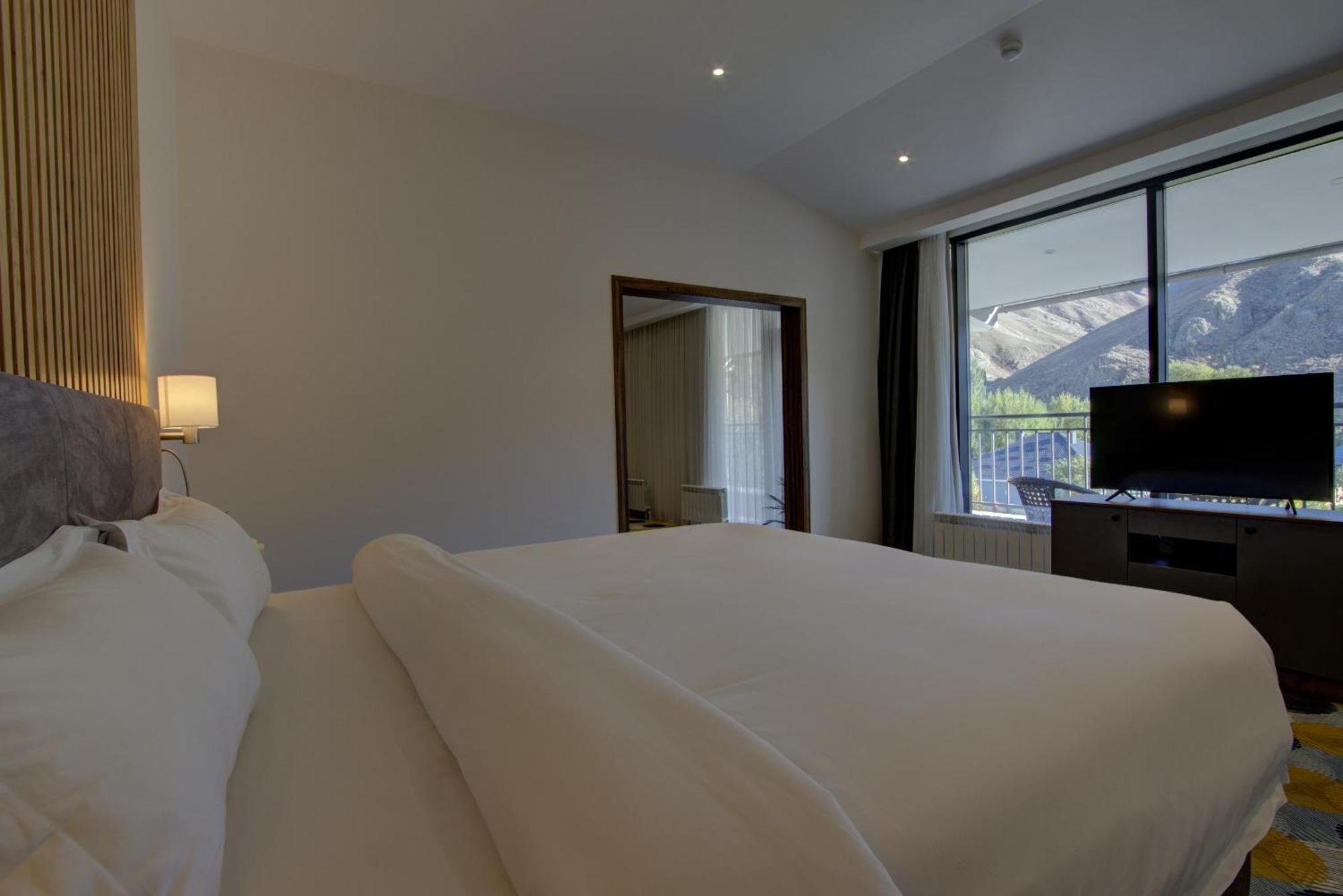 Grand Khan Tengri 4* Naryn 外观 照片