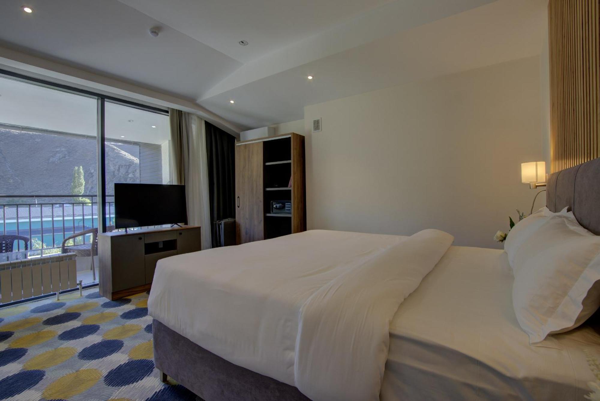 Grand Khan Tengri 4* Naryn 外观 照片