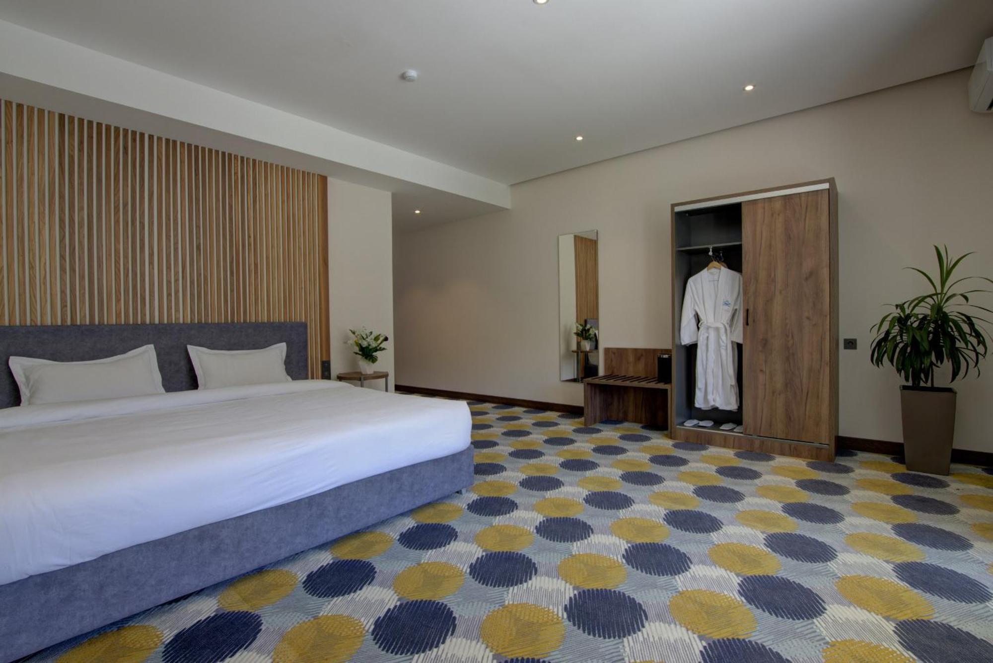 Grand Khan Tengri 4* Naryn 外观 照片